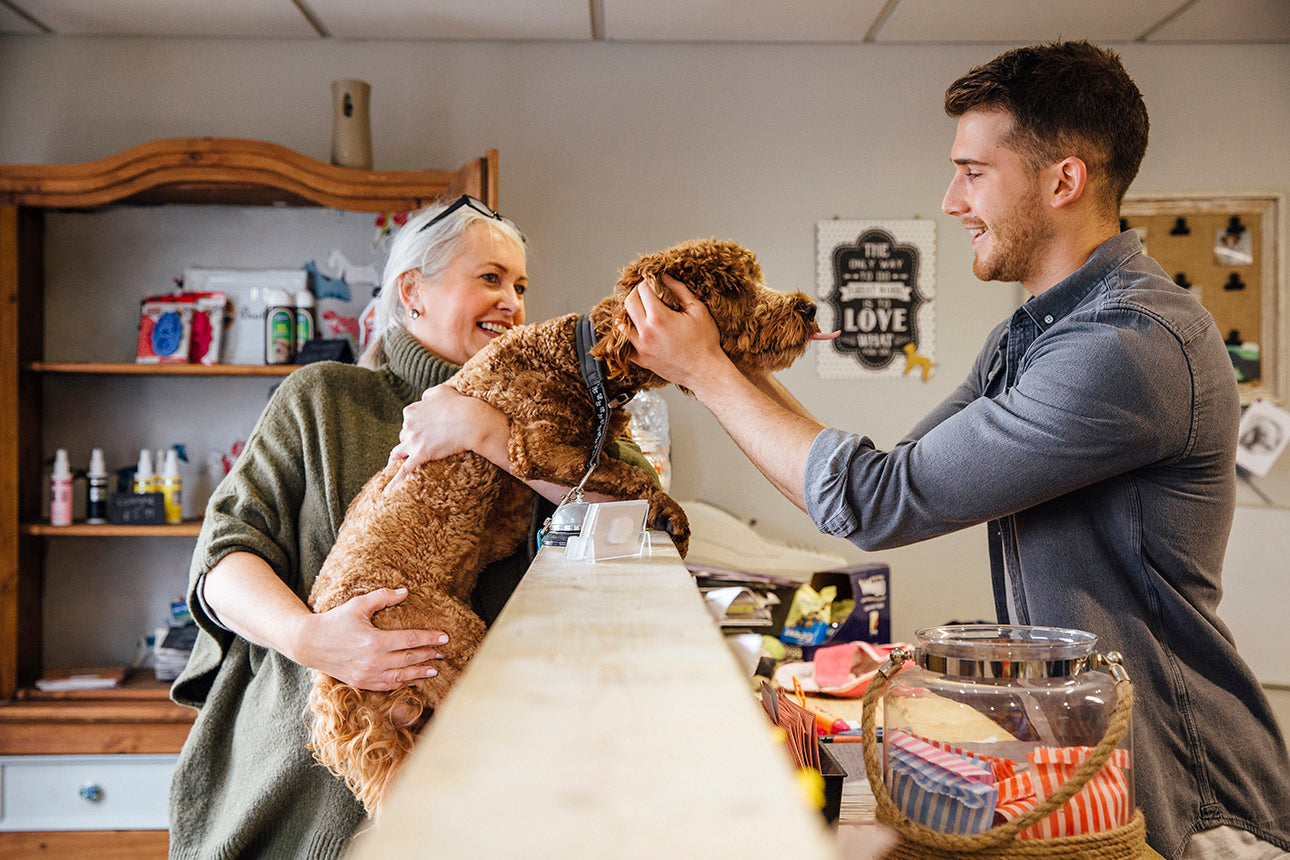 How to Train Your Pet Retail Staff to Engage with Your Customers